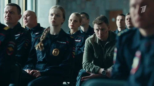 Атака титанов 2 сезон 6 серия